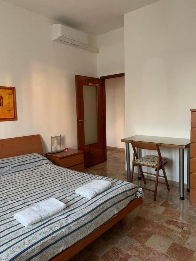 Comfortable Room Suitable 1-2 Pax Bologna Exterior foto